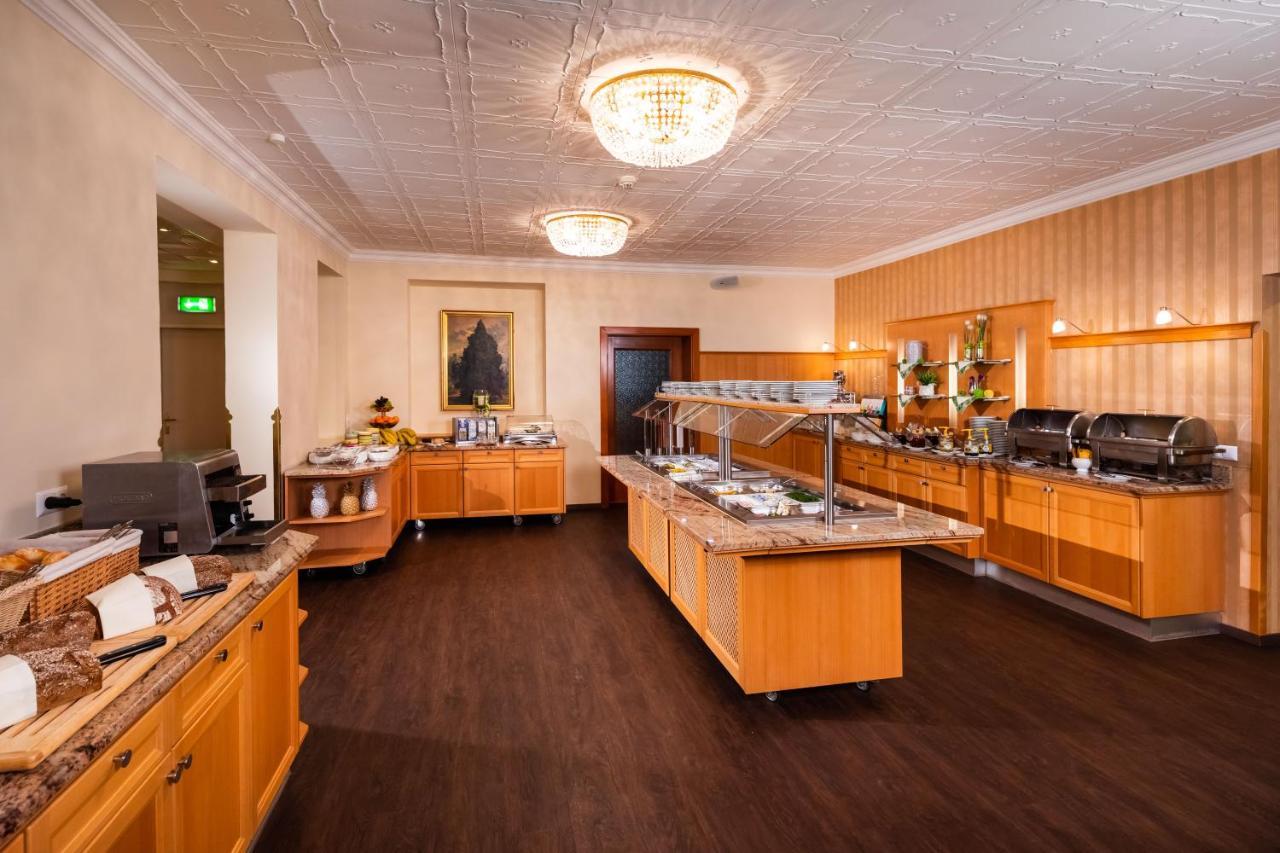 Hotel Allmer Bad Gleichenberg Esterno foto